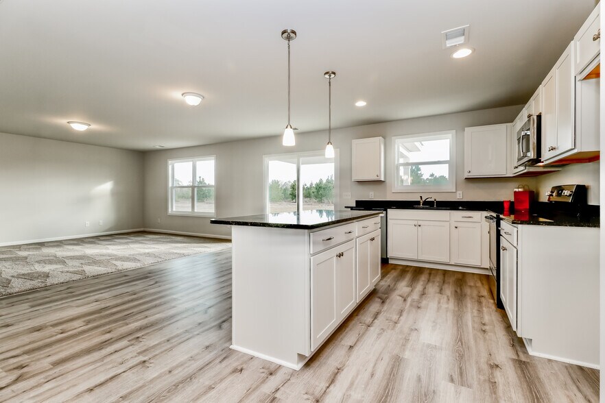 Building Photo - 427 Tondee Wy