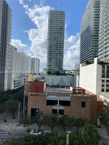 Building Photo - 1080 Brickell Ave