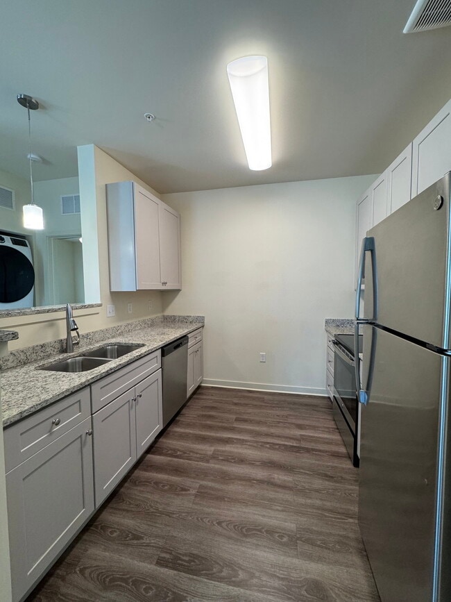 Building Photo - 8106 Cibolo Hills Pkwy