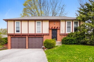 Building Photo - 713 Hubbard Rd