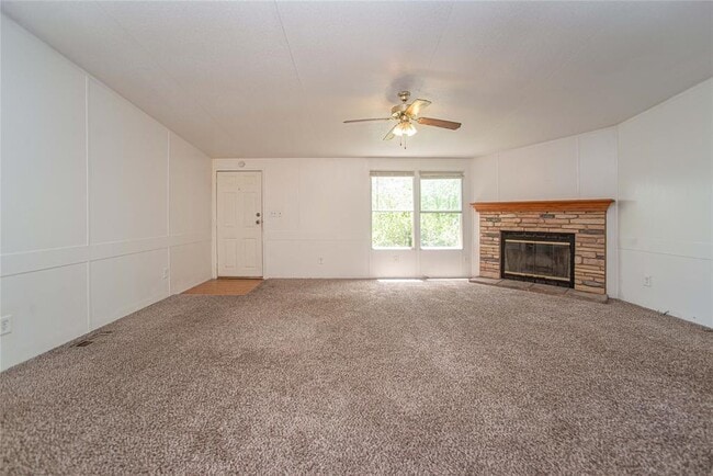 Building Photo - 16495 Taurus Ct