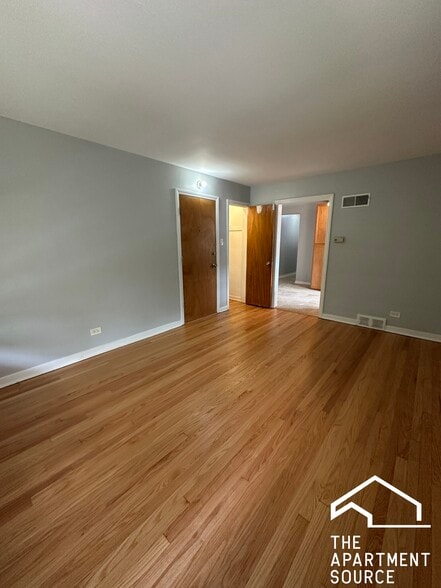 Building Photo - 8221 Keating Ave