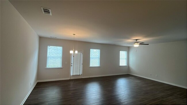Building Photo - 89 Berry Dr