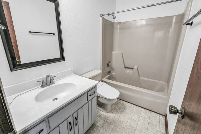 Building Photo - Rent: Maintenance Free Living in a Great L...