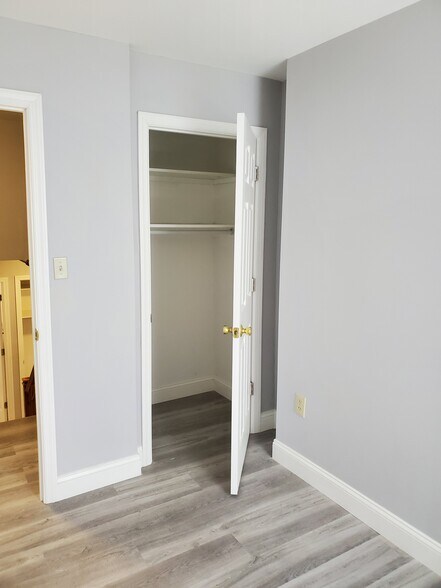 Building Photo - 1231 Race St