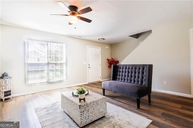 Building Photo - 5823 Strathmoor Manor Cir