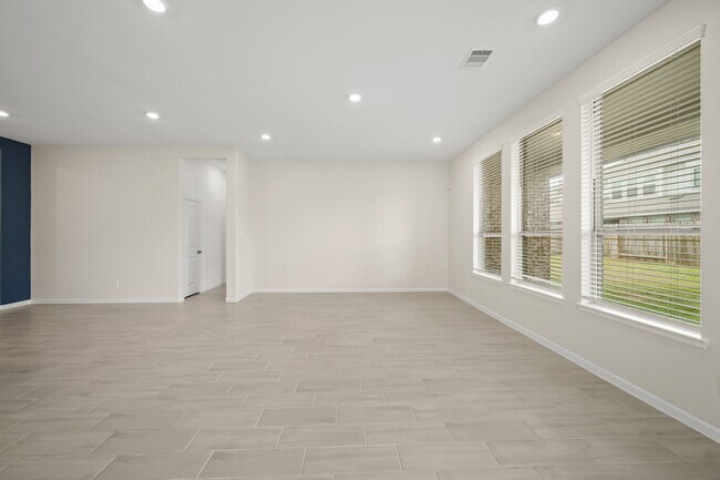 Building Photo - 2427 Madera Landing Ln