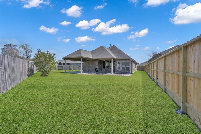 Building Photo - 21303 Hubbard Run Dr