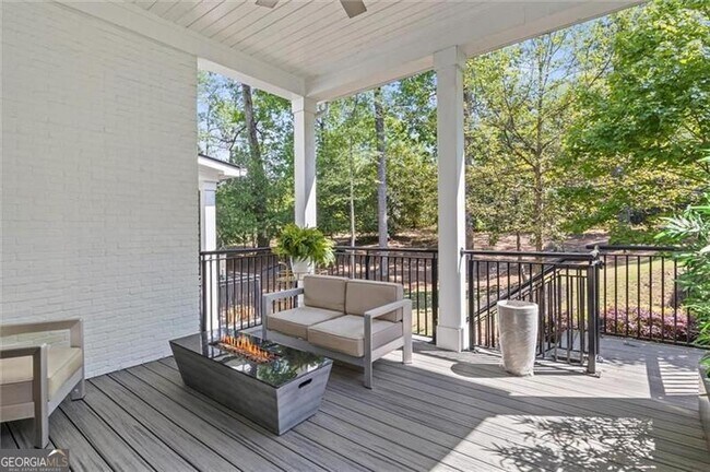 Building Photo - 1337 Grey Fox Ct NE