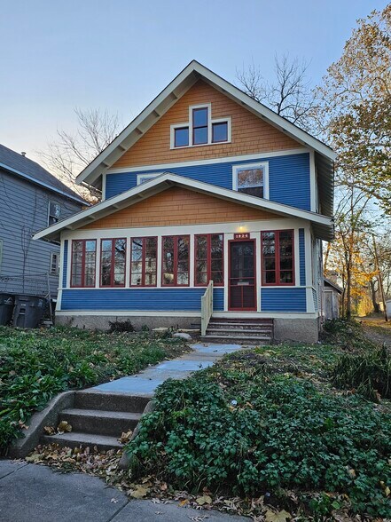 Primary Photo - 1926 7th St