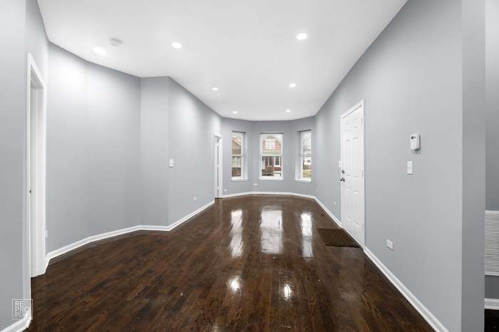 Building Photo - 7210 S Carpenter St