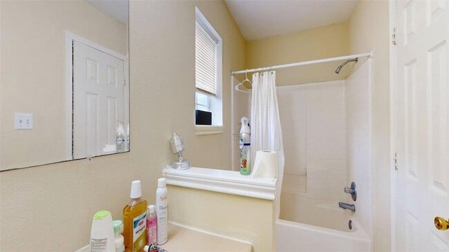 Building Photo - 301 Nimitz St