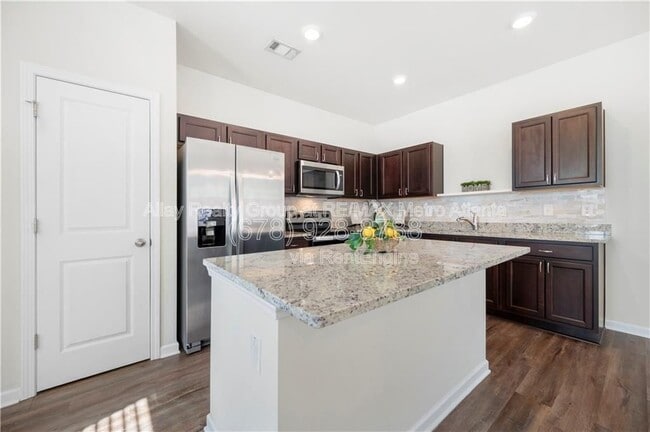 Building Photo - 6448 Mountain Home Way