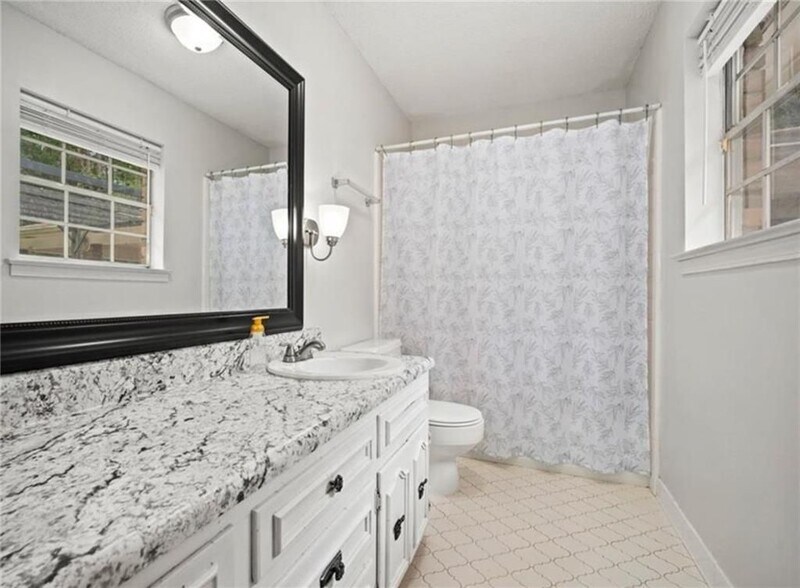 Building Photo - 7807 Yorkhaven Rd