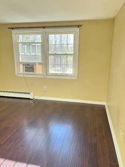 Building Photo - 99 East Broadway