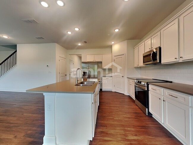 Building Photo - 758 Alcovy Ml Pk