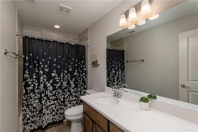 Building Photo - 5616 Escondido Pass