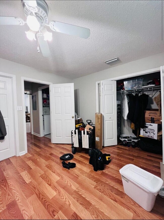 Building Photo - 3375 Argonaut Dr