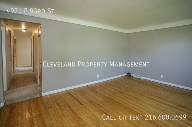 Building Photo - 4921 E 93rd St
