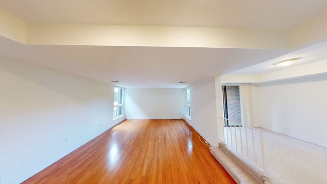 Building Photo - 2114 Bonnywood Ln
