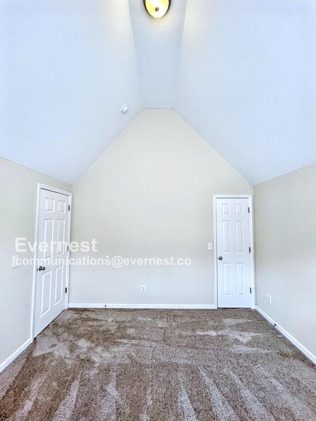 Building Photo - 208 Trevor Ridge Dr