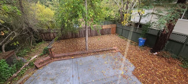 Building Photo - Beautiful Remodeled Home, 3 years ago, loc...