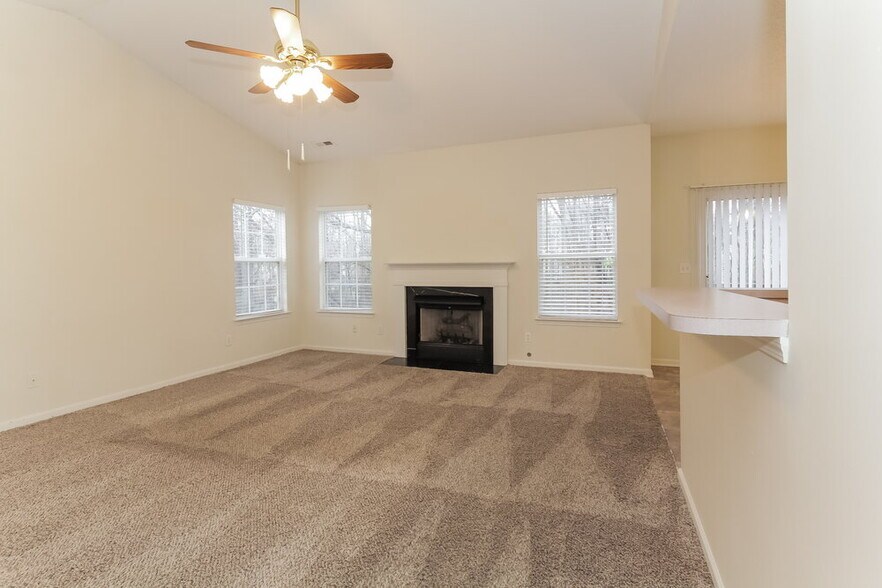 Building Photo - 9321 White Aspen Pl