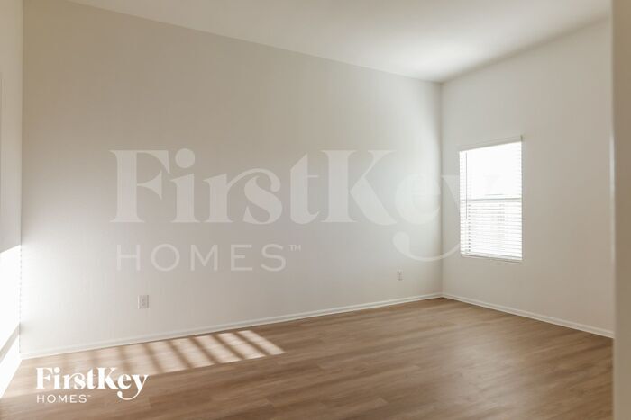 Building Photo - 437 Maple Bnd Ln