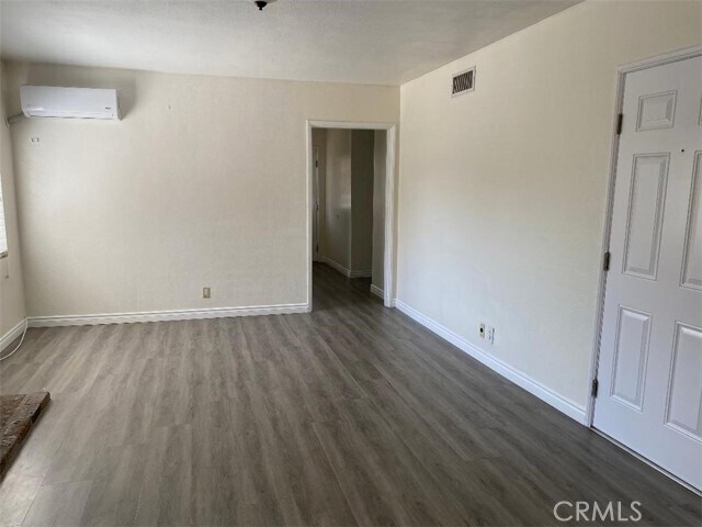 Building Photo - 1705 S Cabana Ave