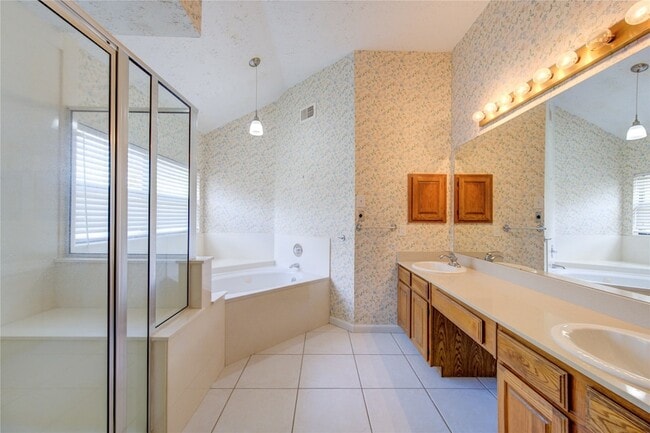 Building Photo - 3310 Little Farms Ct