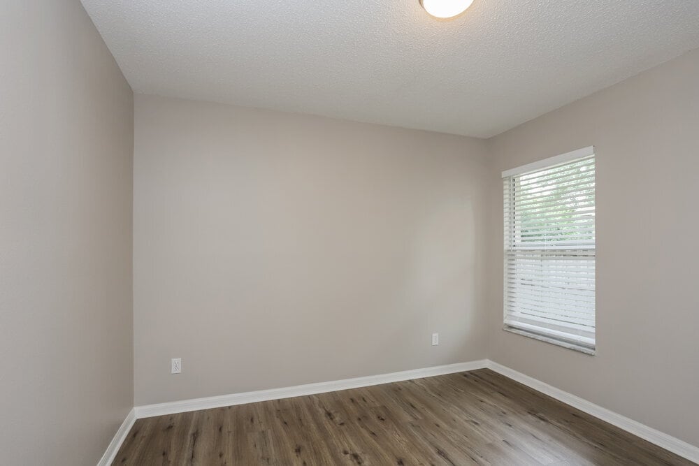 Building Photo - 5910 Erhardt Dr