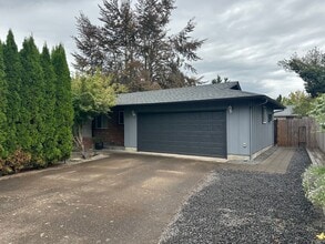 Building Photo - Beautiful 3 bedroom 2 bath house in Thurston!
