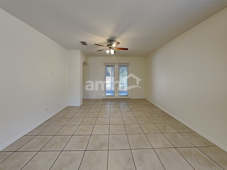 Building Photo - 1130 Cherry Valley Way