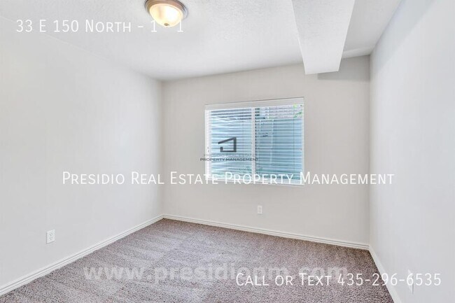 Building Photo - 33 E 150 N