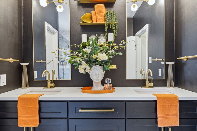 Building Photo - 4111 Herschel Ave