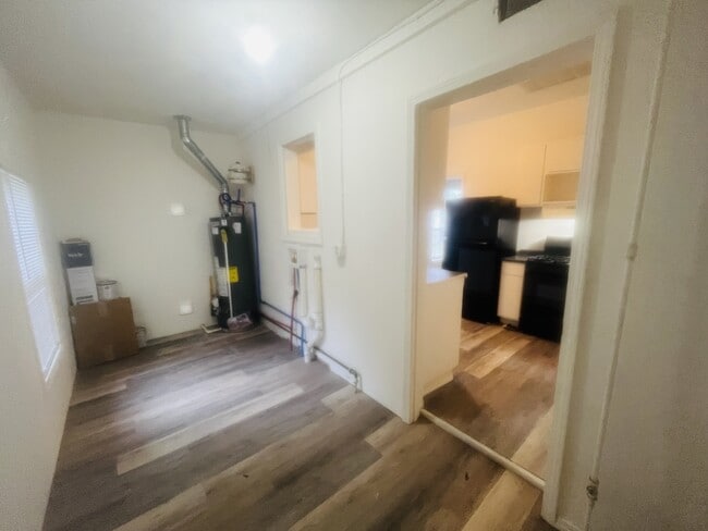 Building Photo - 601 Bigbee Dr