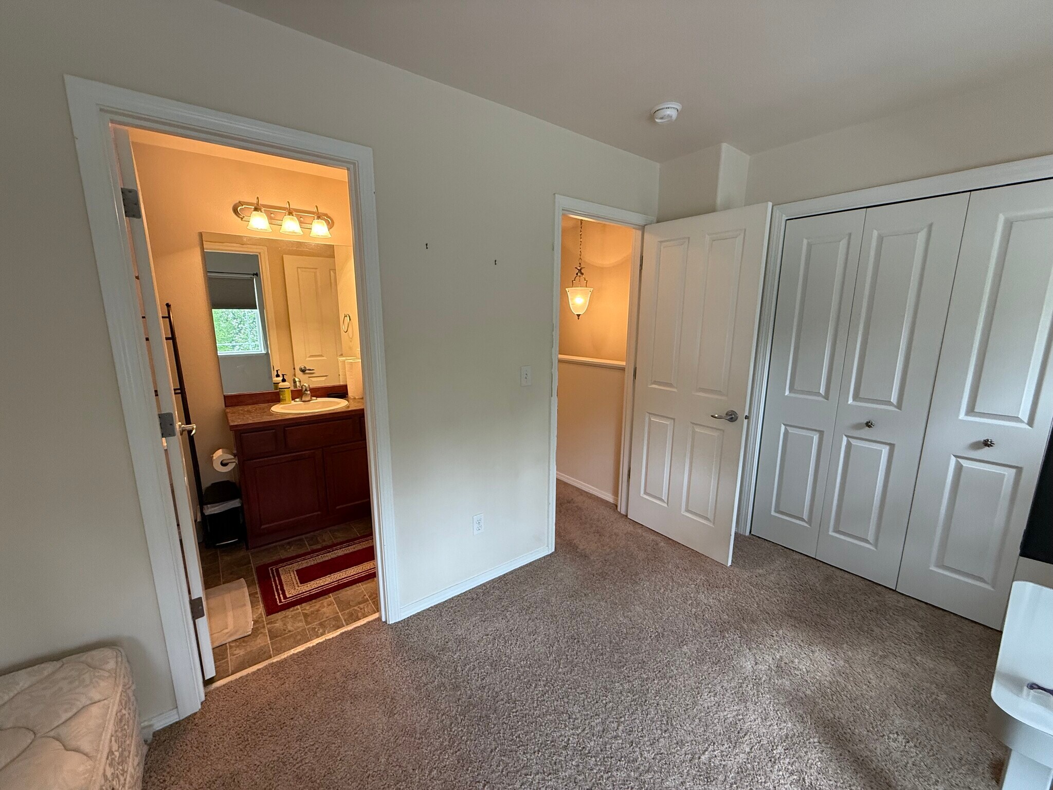 Guest Bedroom 03 - 4586 Campbell Park Loop