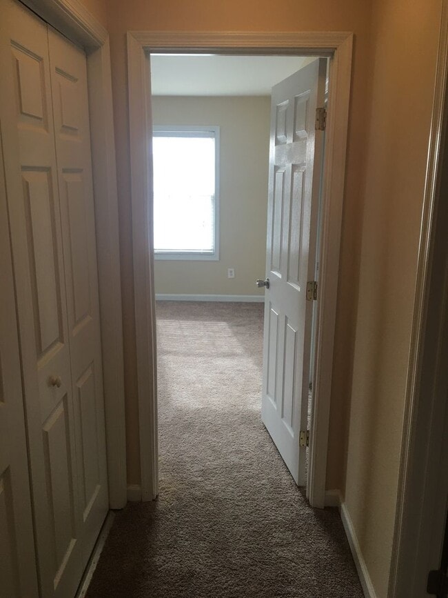 Building Photo - 1616 Fawcett Ln