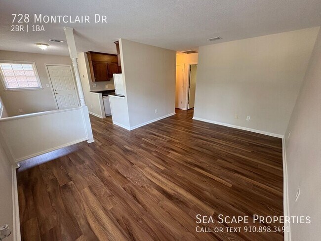 Building Photo - 728 Montclair Dr