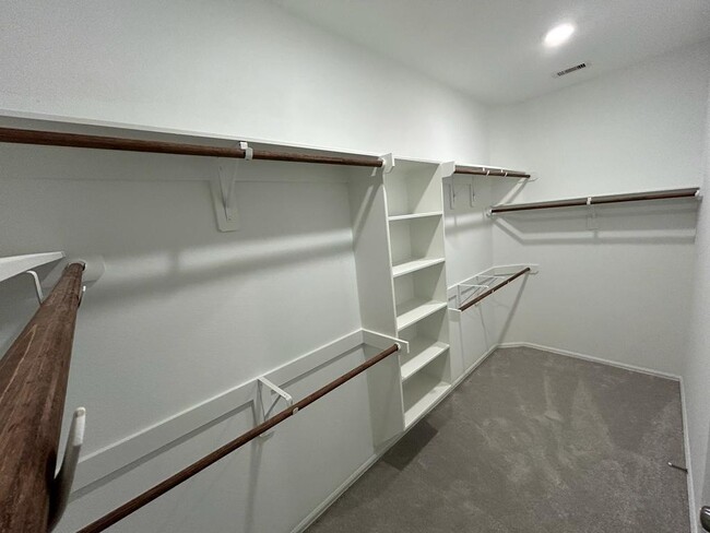 Building Photo - 2909 Eden Lk Ln