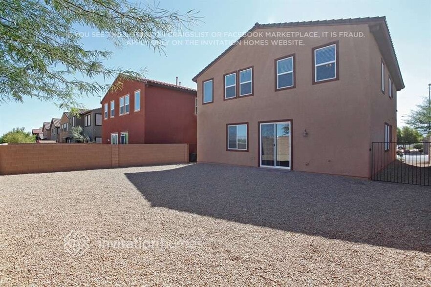 Building Photo - 6856 Big Ben Ranch St