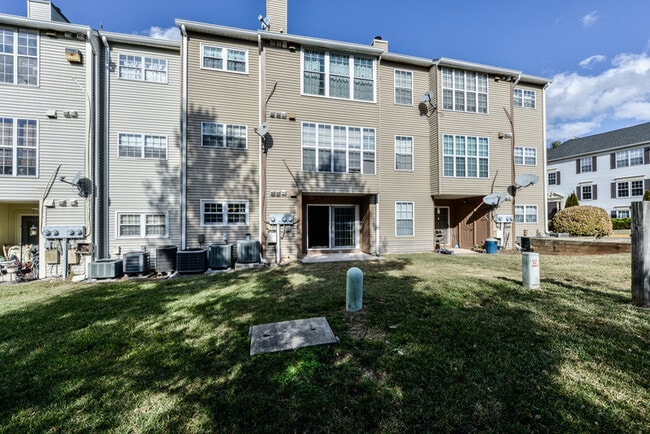 Building Photo - 9330 Caspian Way