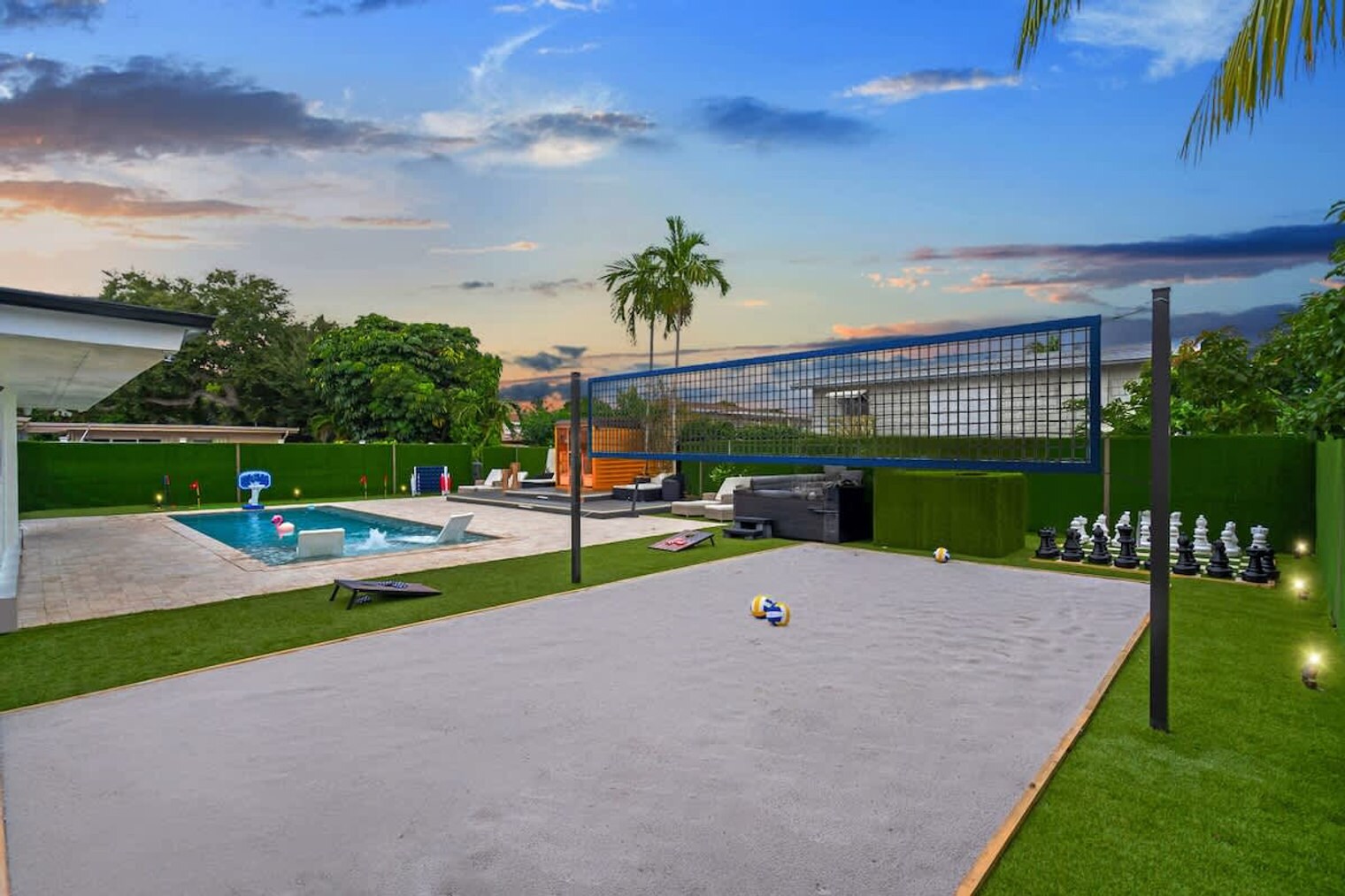 Building Photo - 1255 NE 199th St