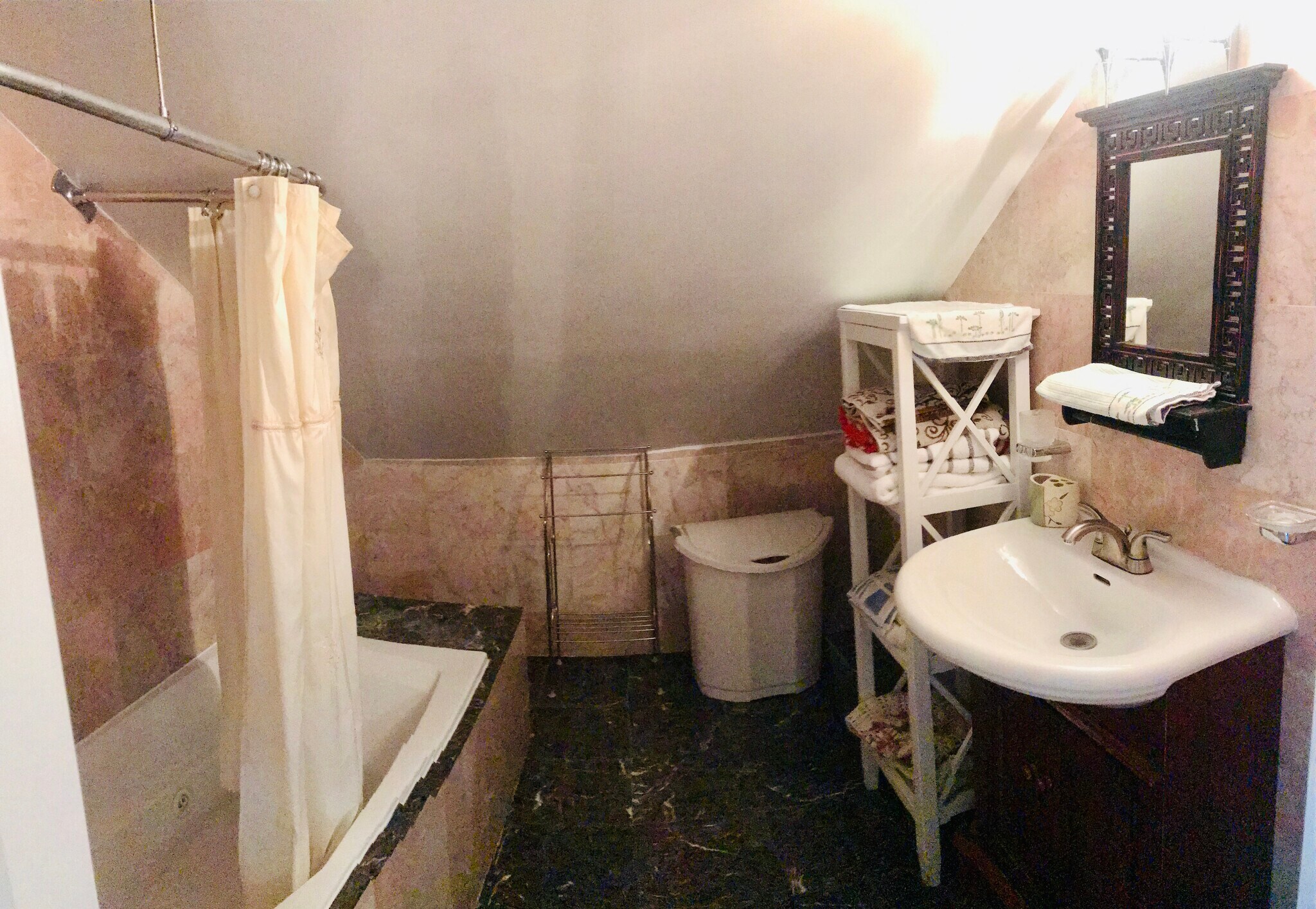 Building Photo - 87 Union St