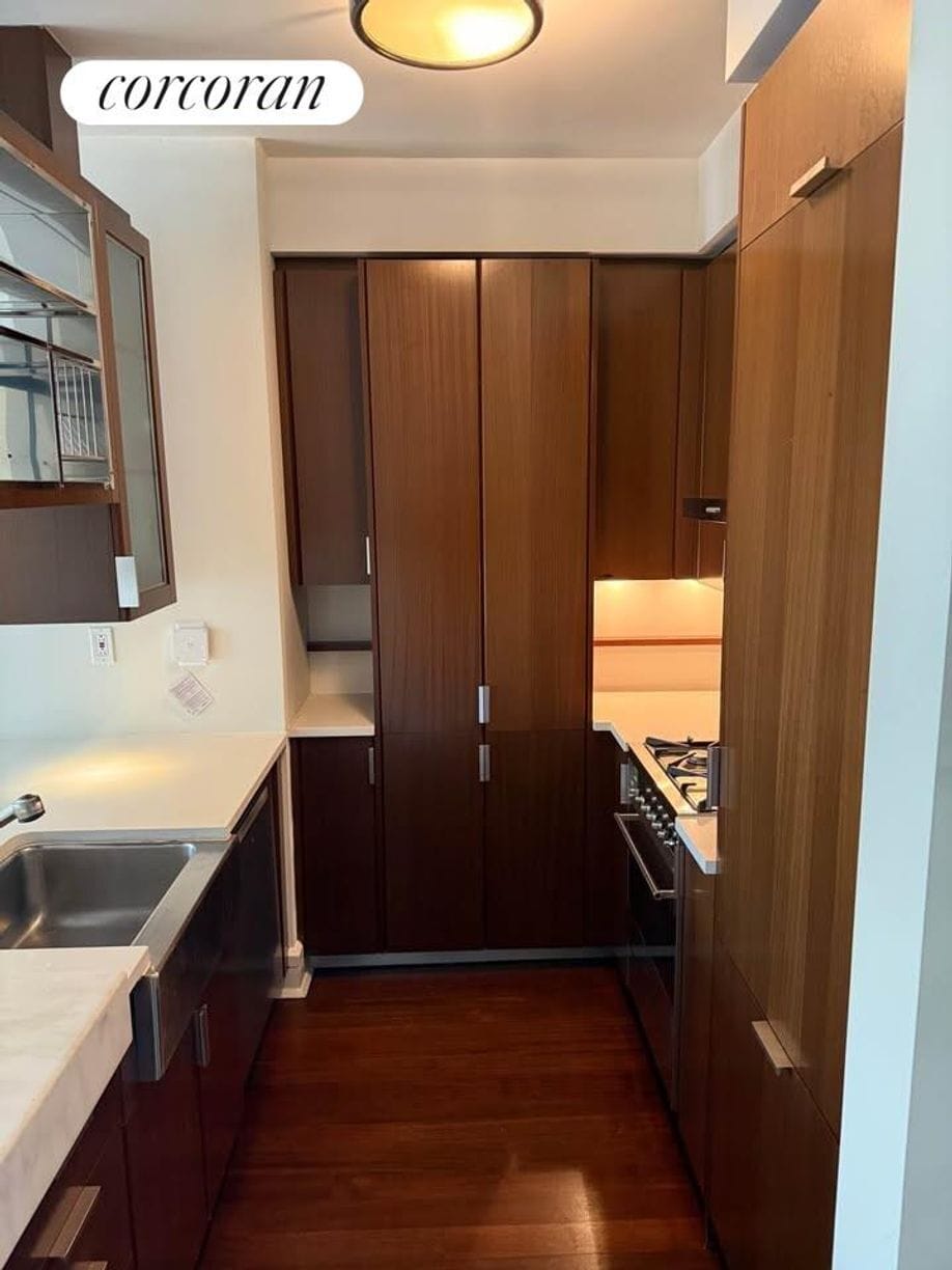 Building Photo - 60 Riverside Blvd