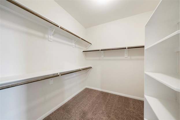 Building Photo - 13096 Laura Lake Dr