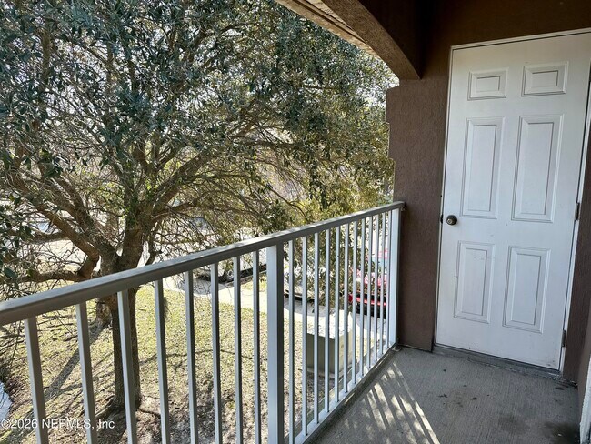 Building Photo - 9595 Amarante Cir