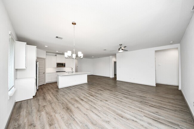 Building Photo - 3014 Jackmans Diamond