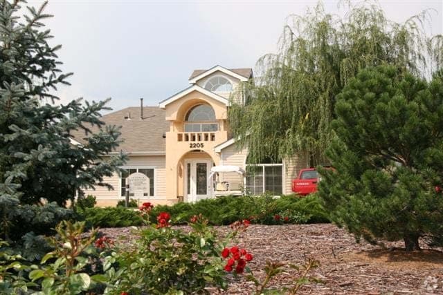 The Willows at Printers Park - The Willows at Printers Park Apartments