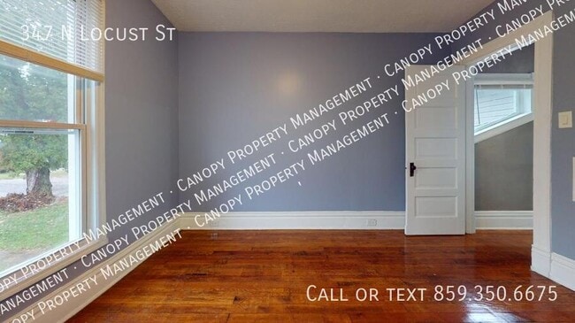 Building Photo - 347 N Locust St